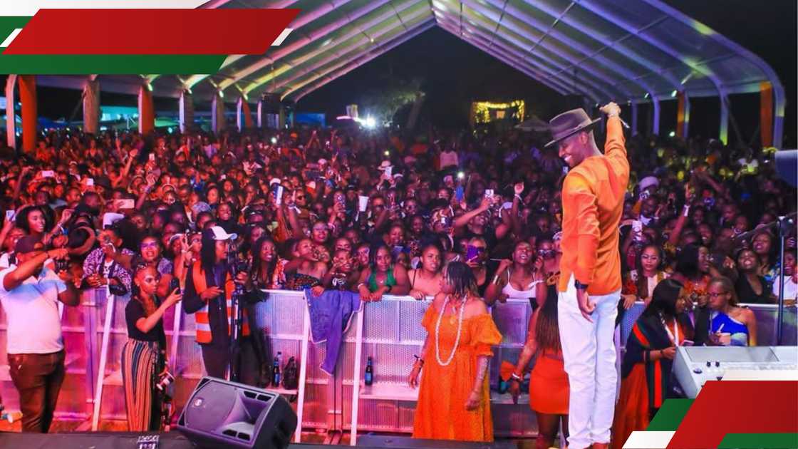 Samidoh performing